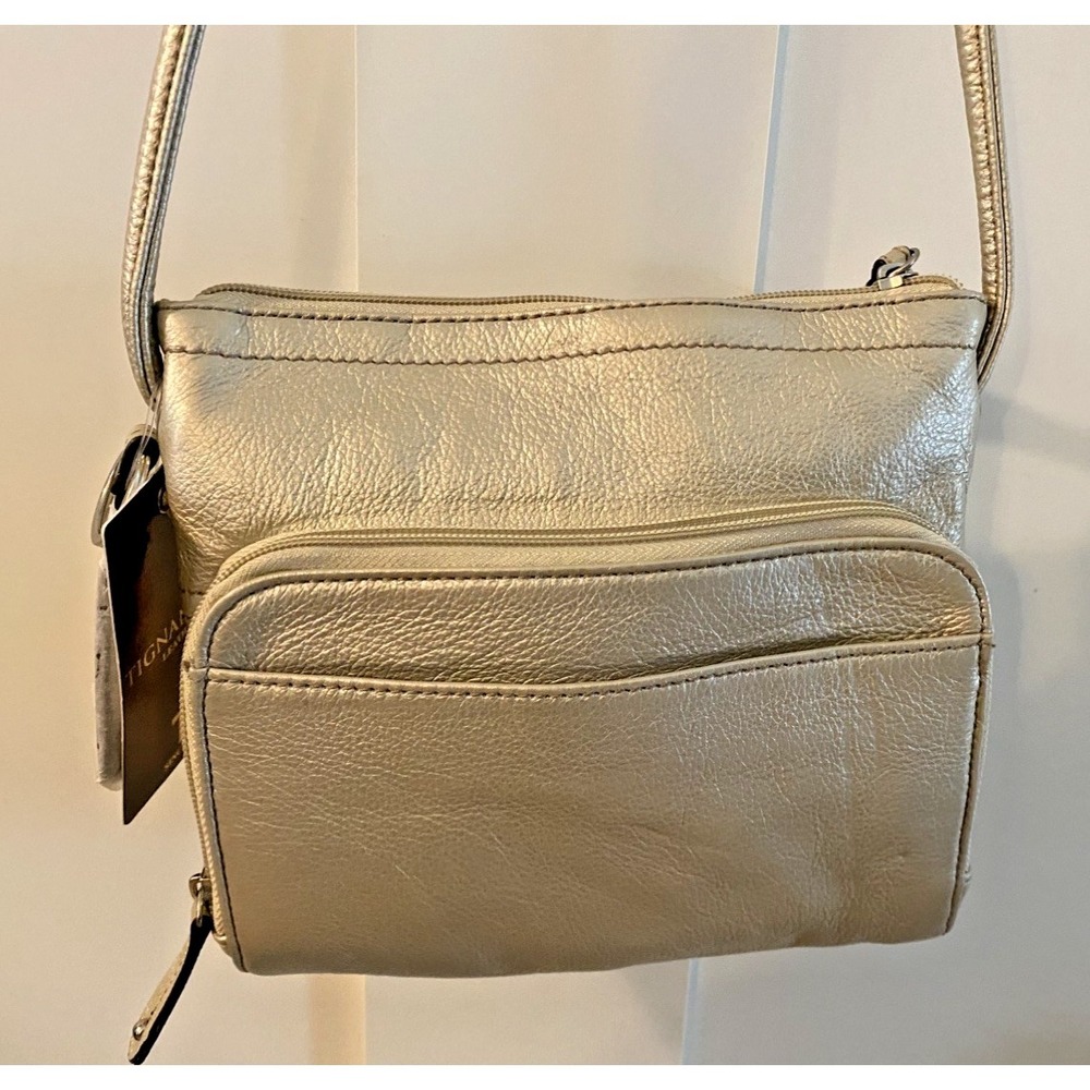 Tignanello Metallic Light Gold Pebbled Crossbody Purse Bag Leather NWT - Picture 2 of 9